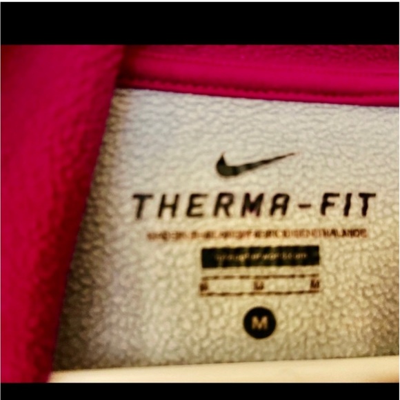 Womens Nike hoodies top therma fit size M. - Picture 5 of 6